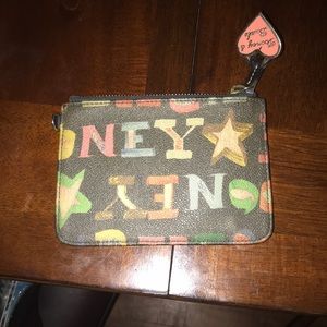 Dooney bourke